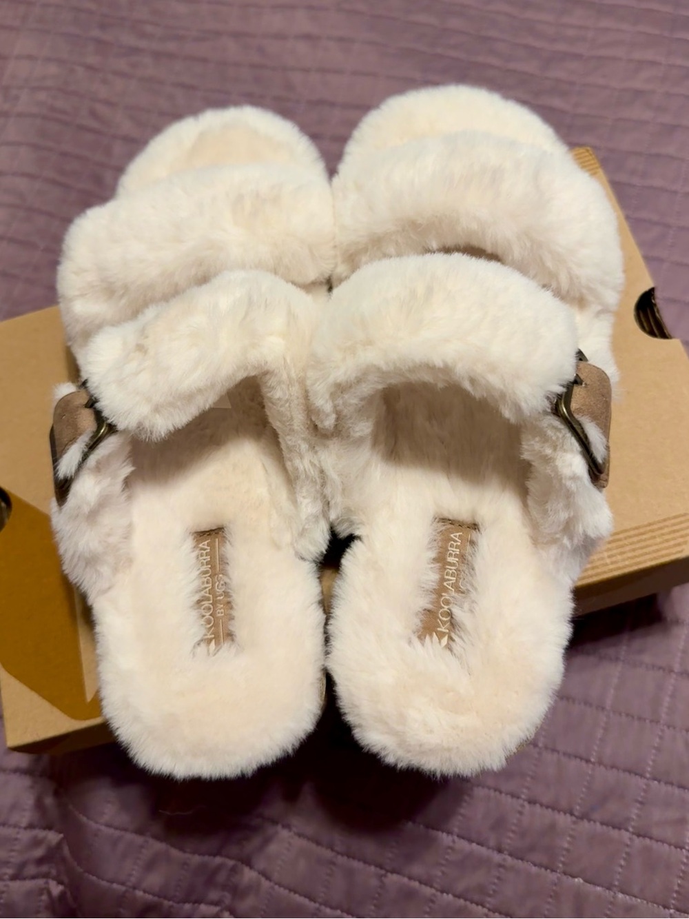 Koolaburra Plush Faux Fur Slide Sandals in Cream Brand New Without tag